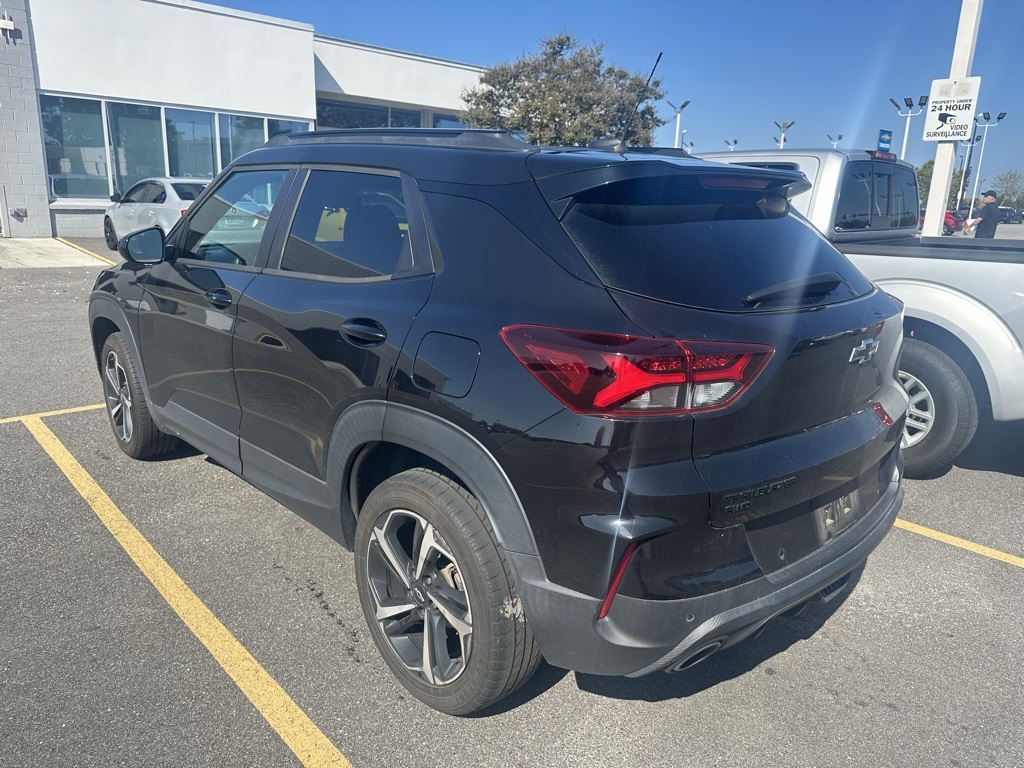 2021 Chevrolet Trailblazer RS photo 2