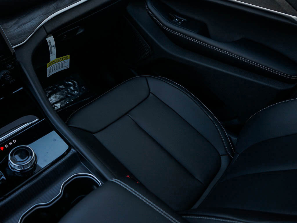 2025 Jeep Grand Cherokee Limited photo 22