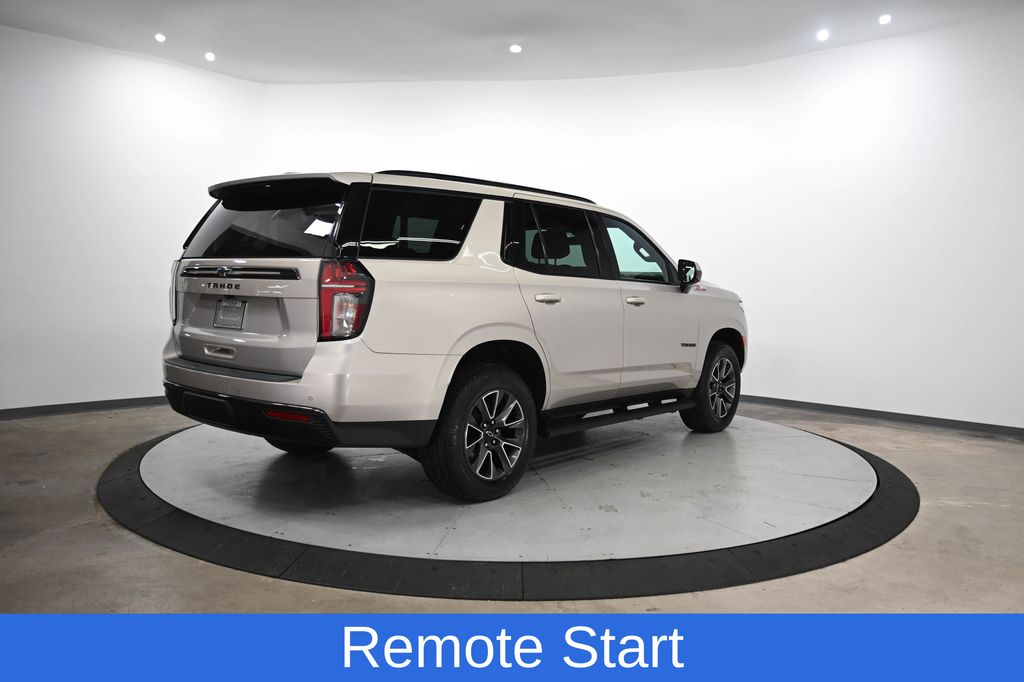 2021 Chevrolet Tahoe Z71 photo 2
