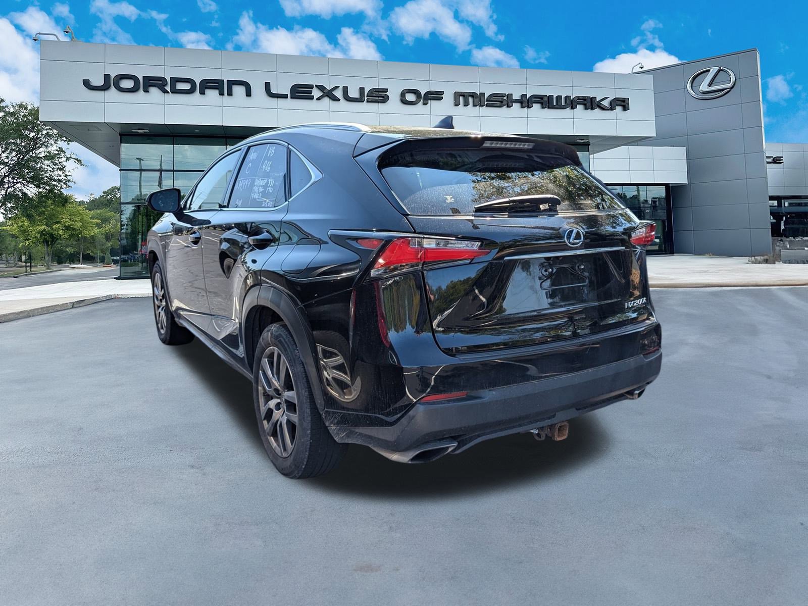 2016 Lexus NX 200t Luxury photo 2