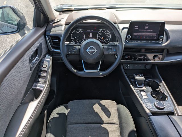 2023 Nissan Rogue SV photo 13