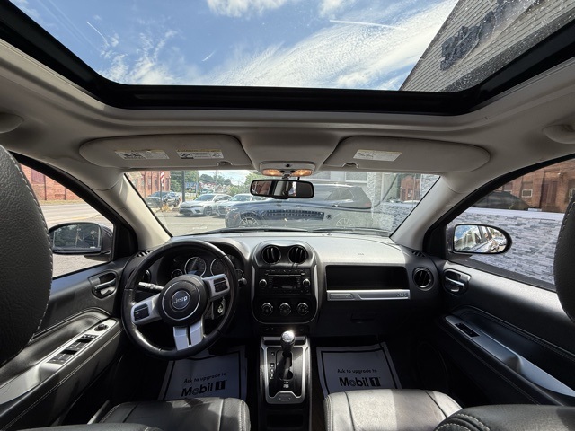 2016 Jeep Compass High Altitude photo 16