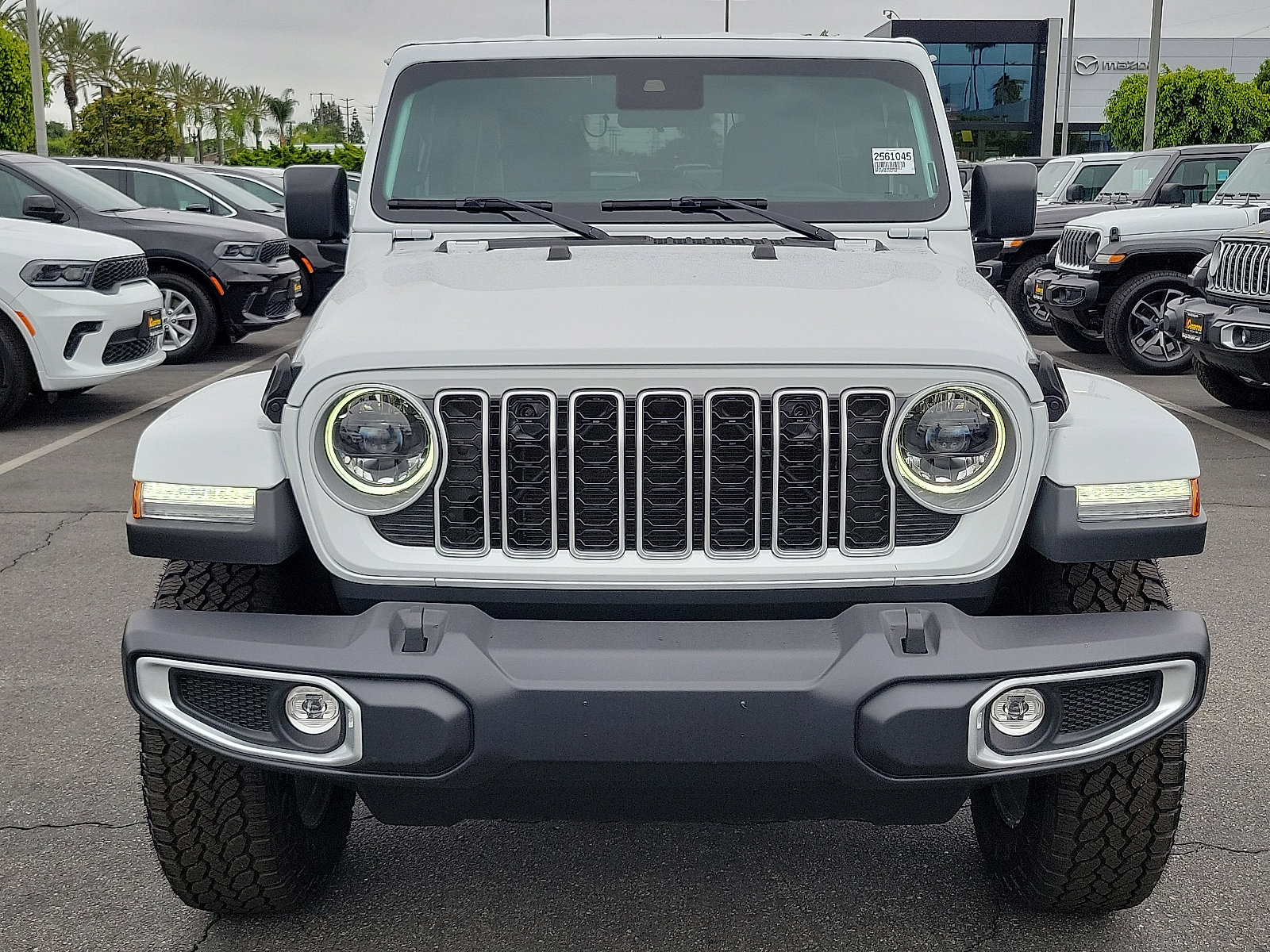 2025 Jeep Wrangler Sahara photo 20