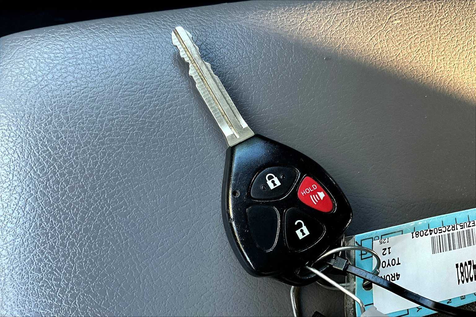 2012 Toyota 4Runner SR5 photo 12