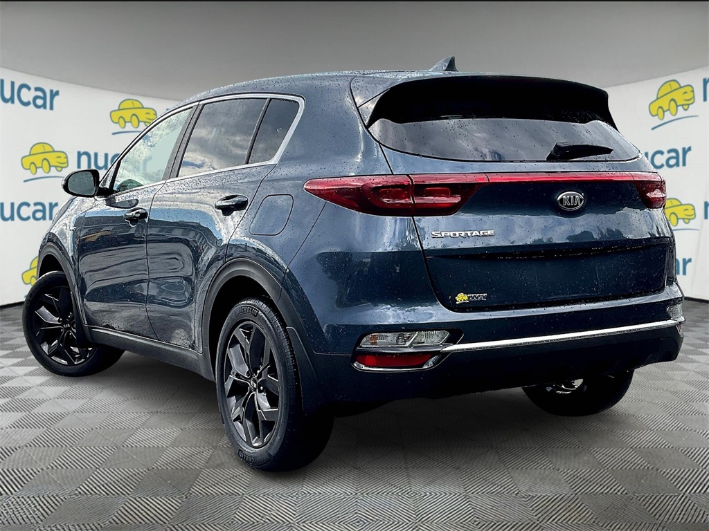 2022 Kia Sportage LX photo 4