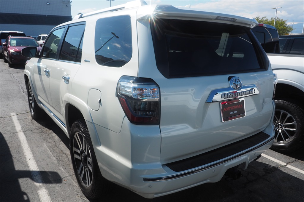 2022 Toyota 4Runner Limited photo 4