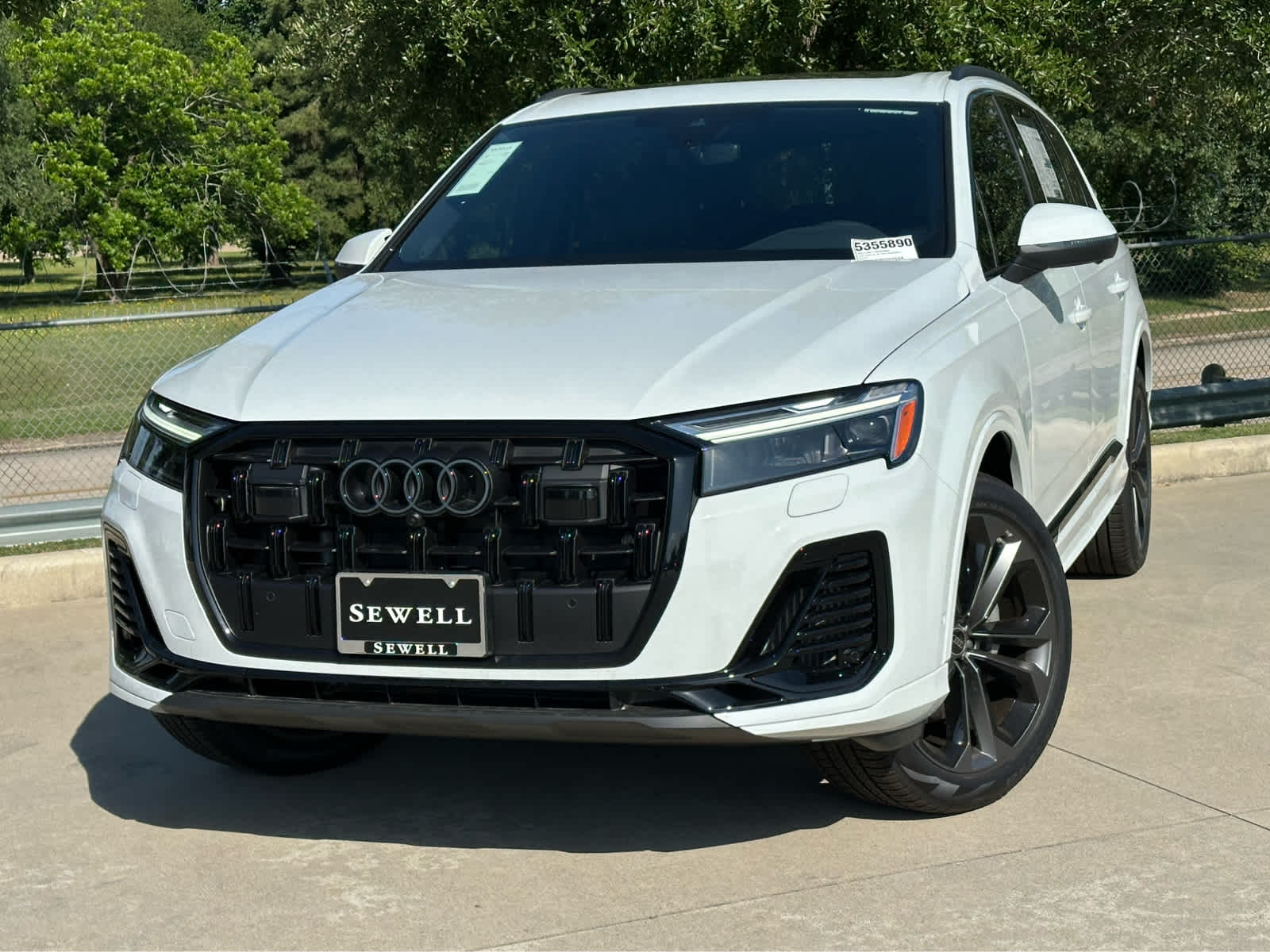 2025 Audi Q7 Premium Plus