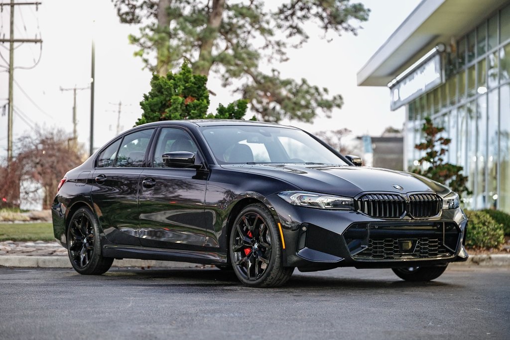 2026 BMW 3 Series 330i's photo