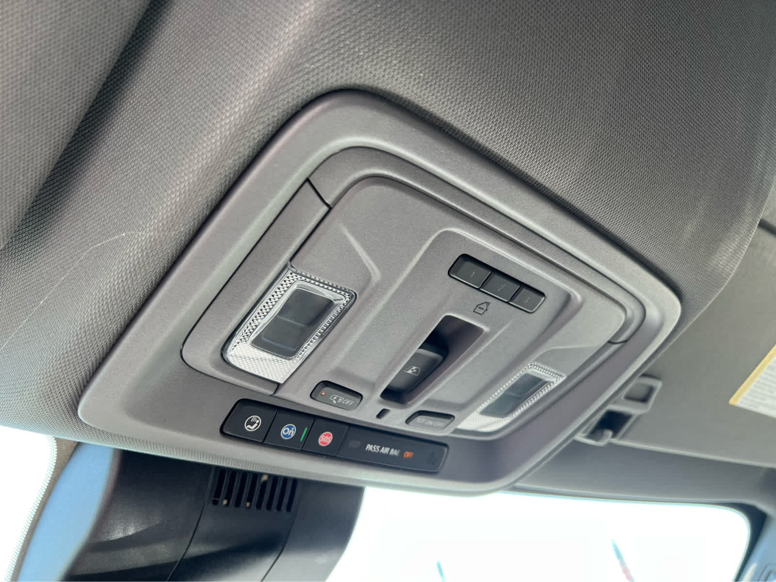 2025 Chevrolet Silverado 3500HD photo 25