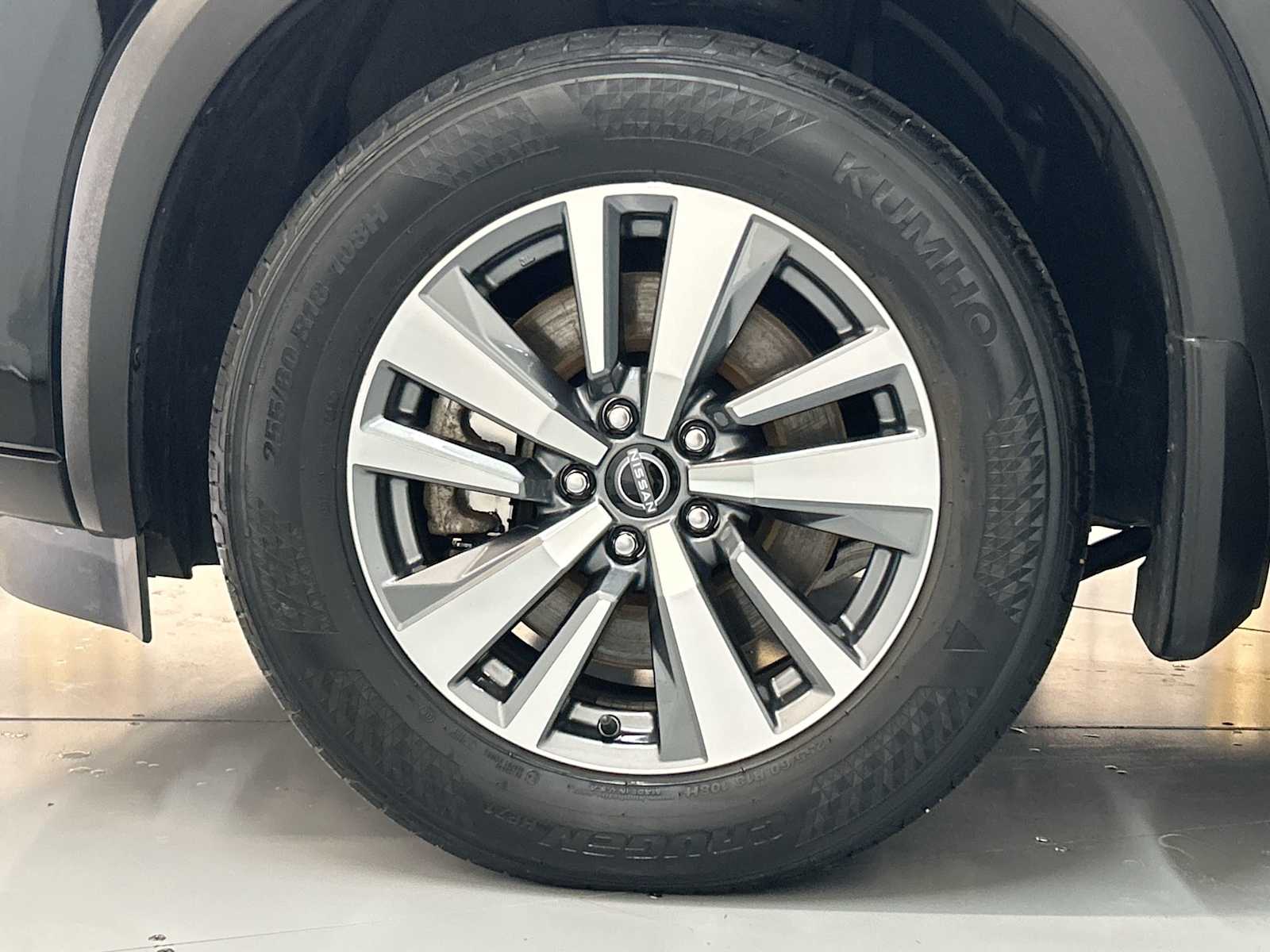 2024 Nissan Pathfinder SL photo 10