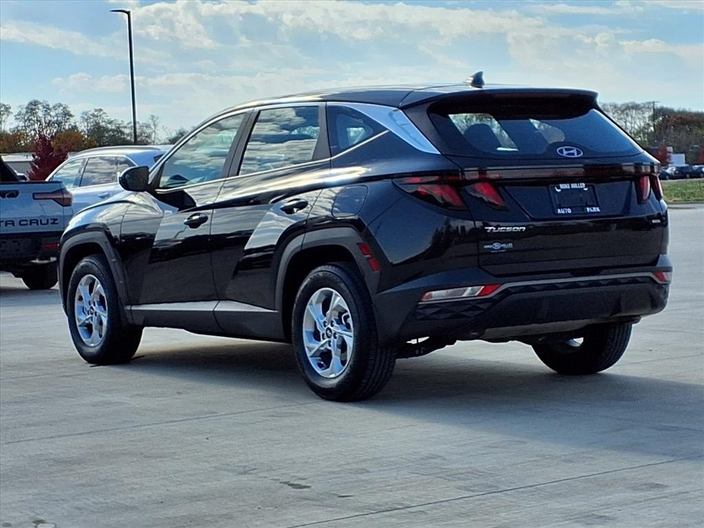 2024 Hyundai Tucson SE photo 2