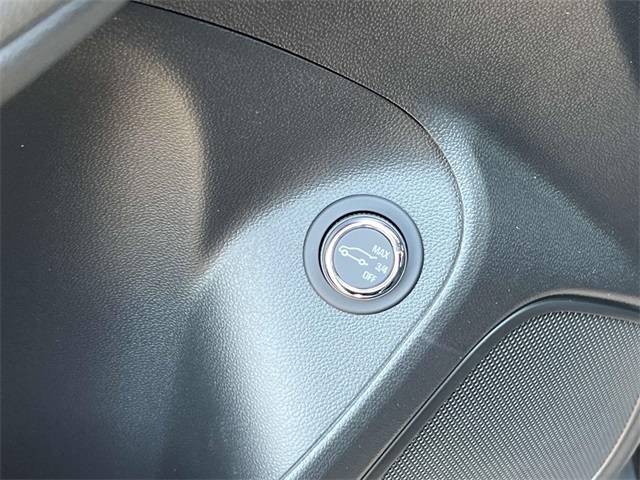 2025 Buick Encore GX Sport Touring photo 13