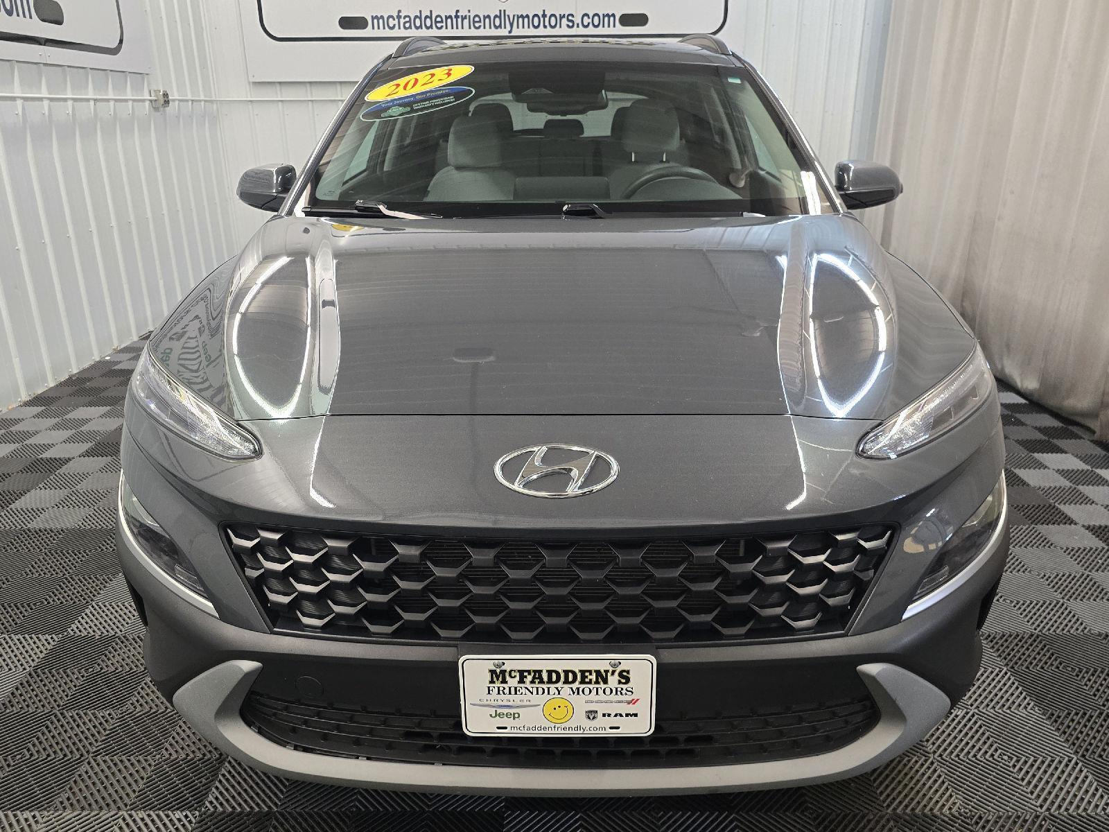 2023 Hyundai Kona SEL photo 4