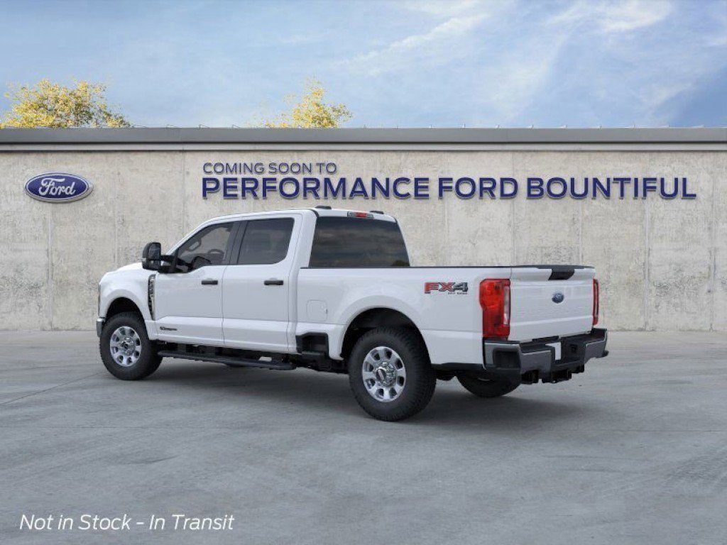 2025 Ford F-350 XLT photo 4