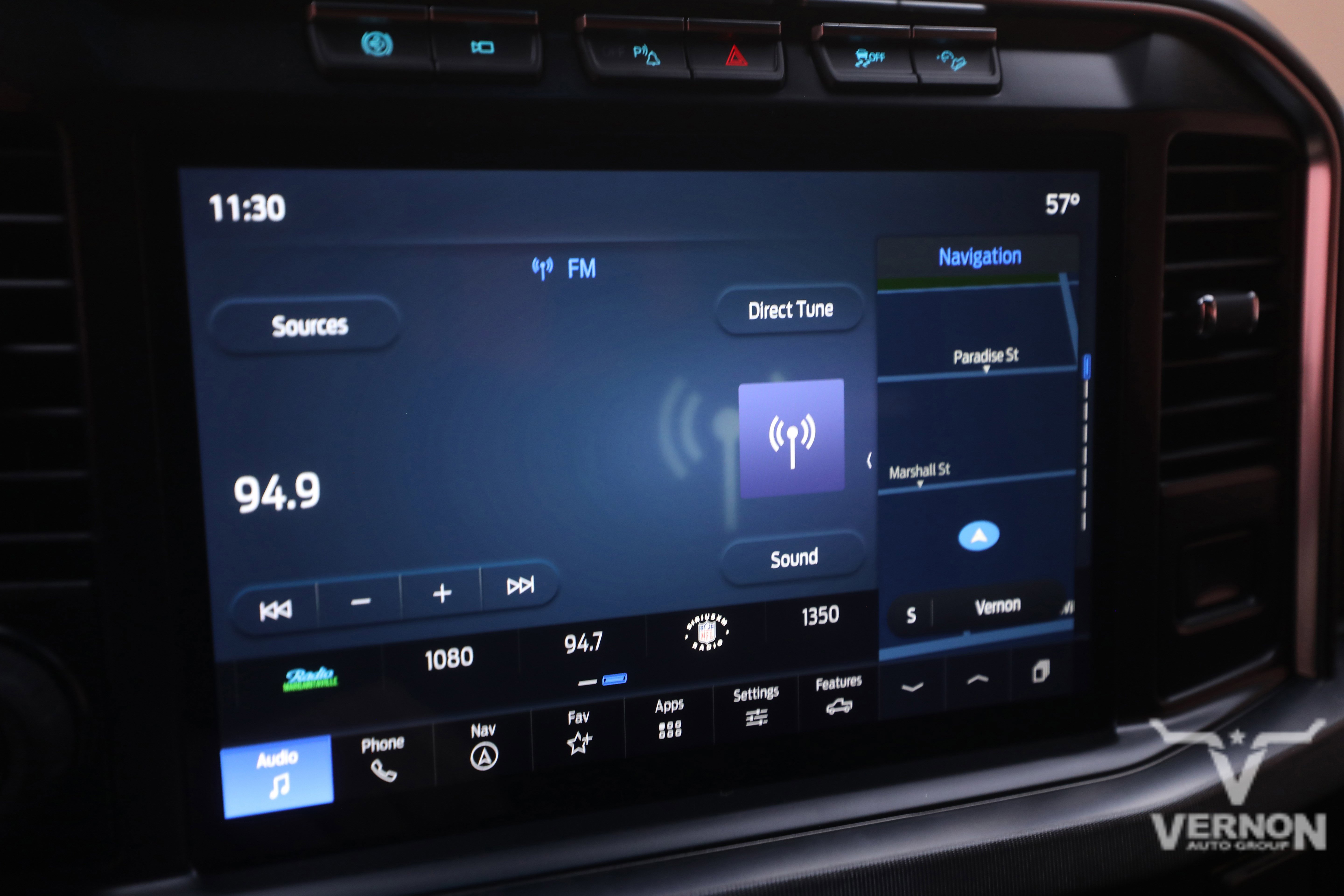 2024 Ford F-350 Platinum photo 4