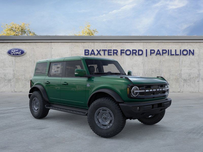 2025 Ford Bronco 4-Door Outer Banks's photo