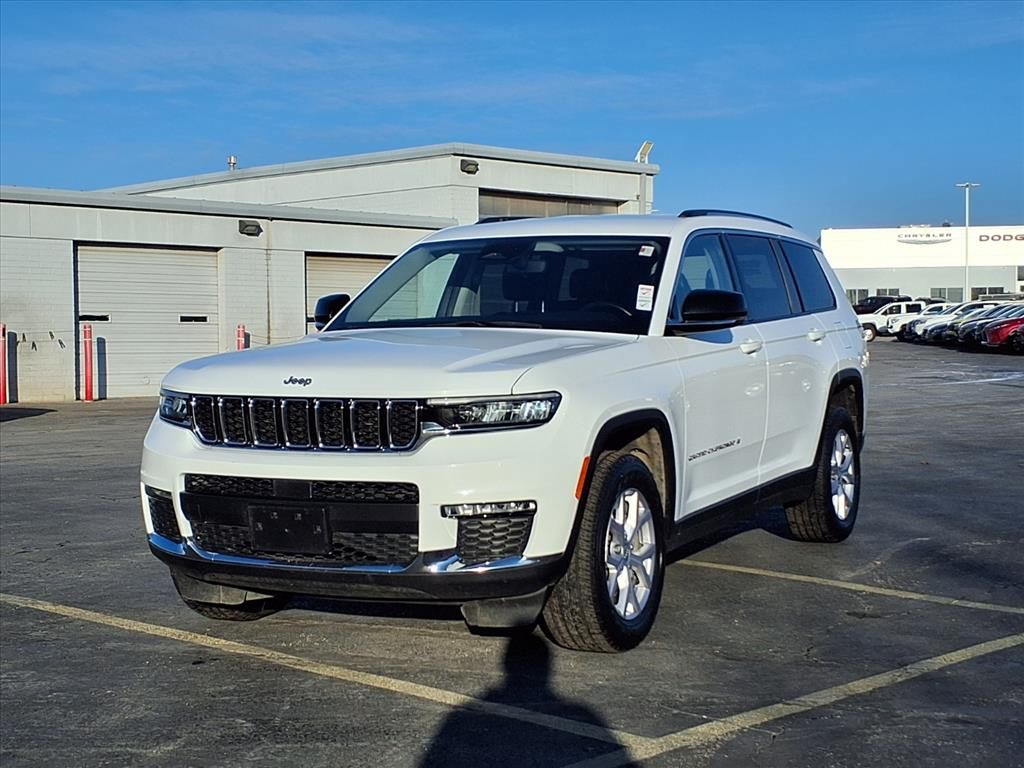 Used 2021 Jeep Grand Cherokee L Limited with VIN 1C4RJKBG9M8210629 for sale in Kansas City