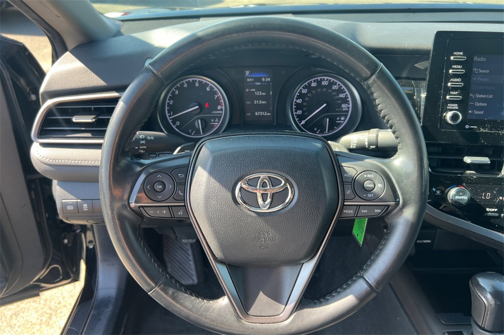 2022 Toyota Camry SE photo 26