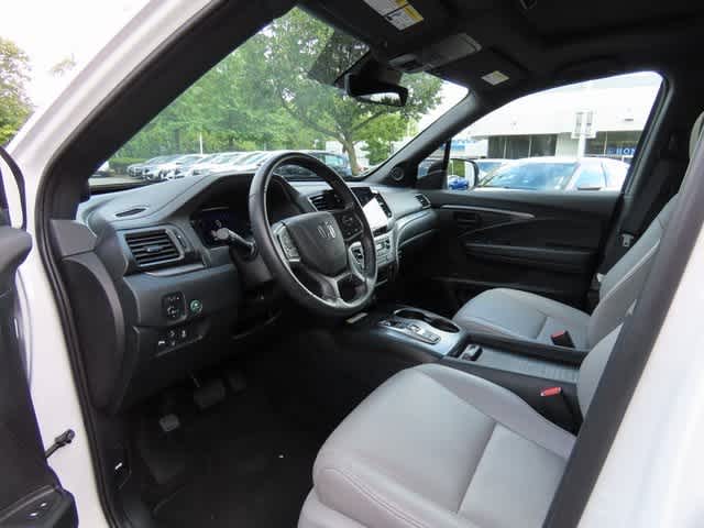 2023 Honda Passport EX-L photo 2