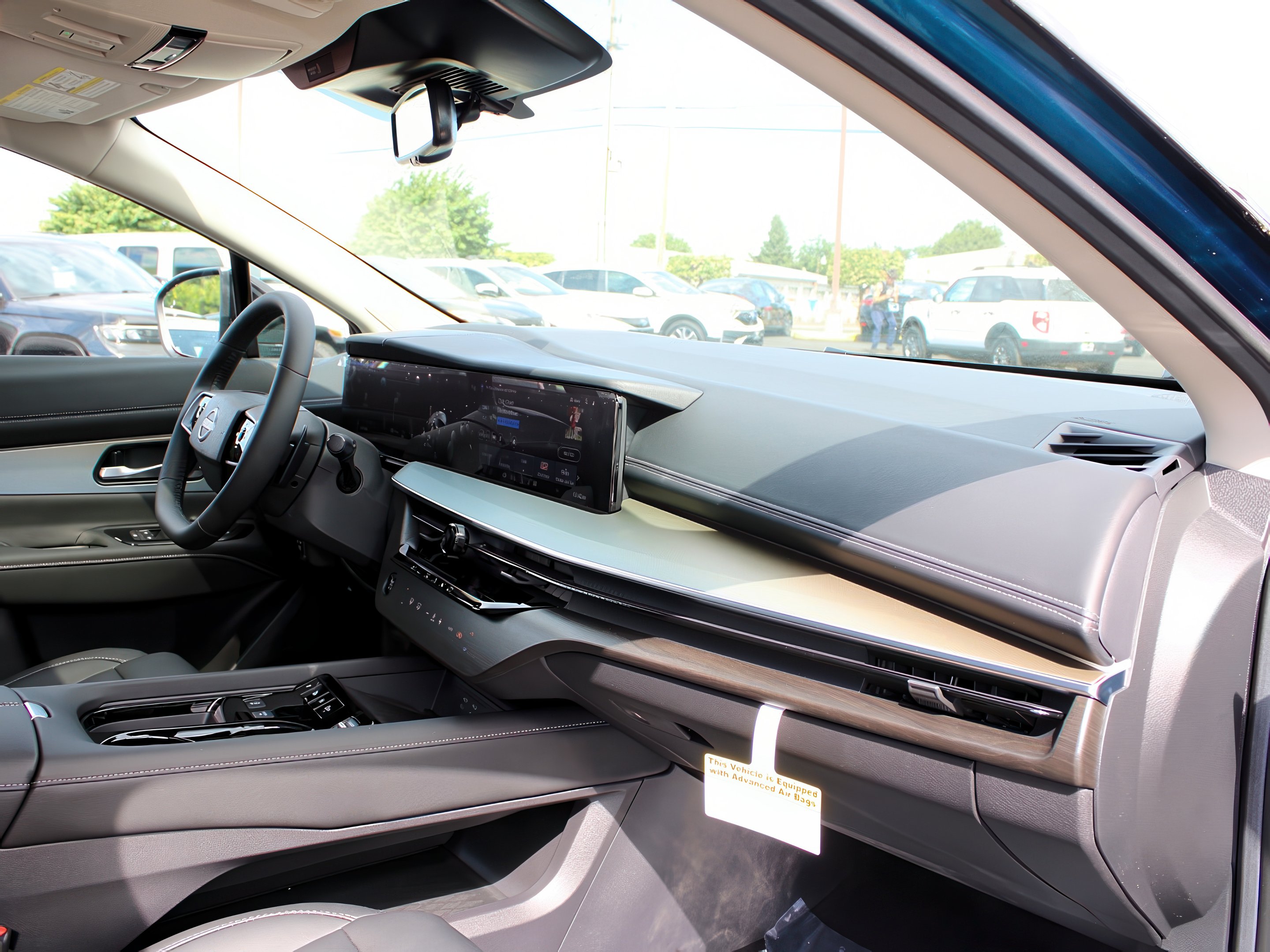 2025 Nissan Murano SL photo 25