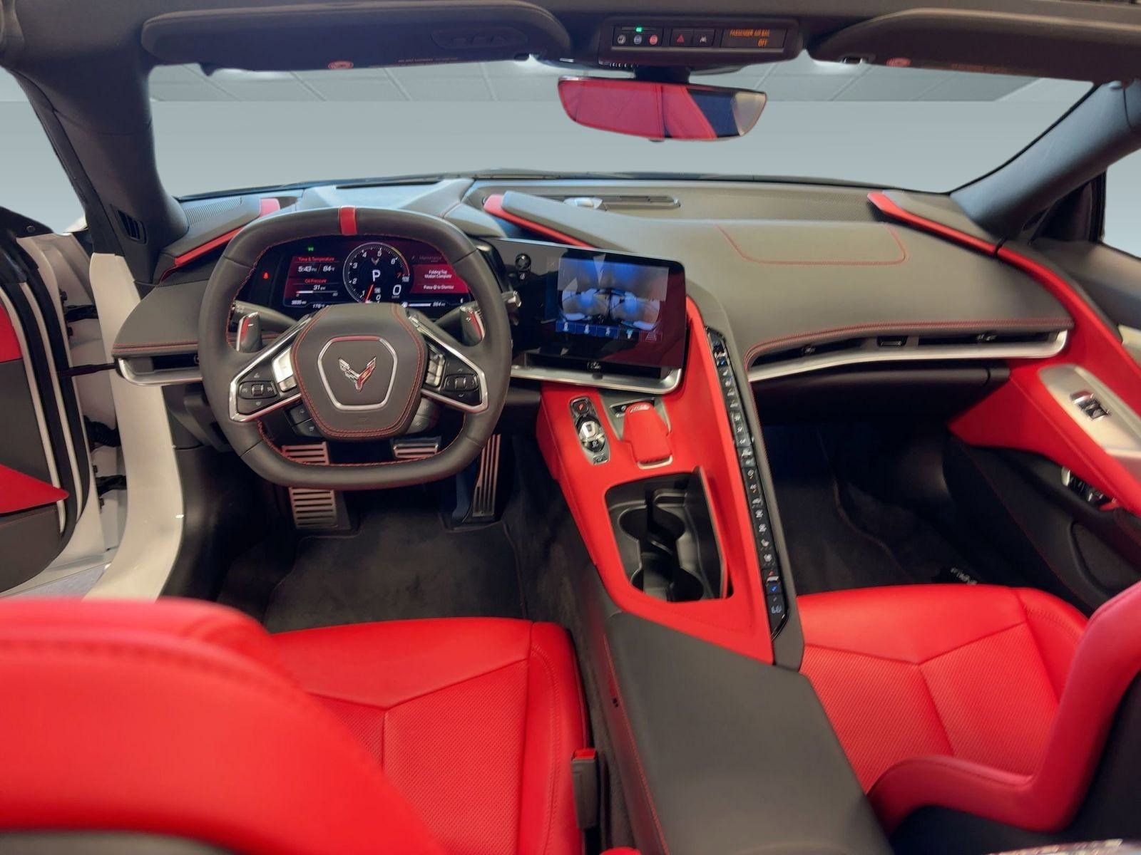 2025 Chevrolet Corvette Stingray 2LT Convertible photo 14