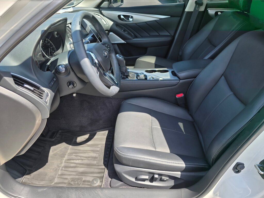 2024 Infiniti Q50 LUXE photo 19