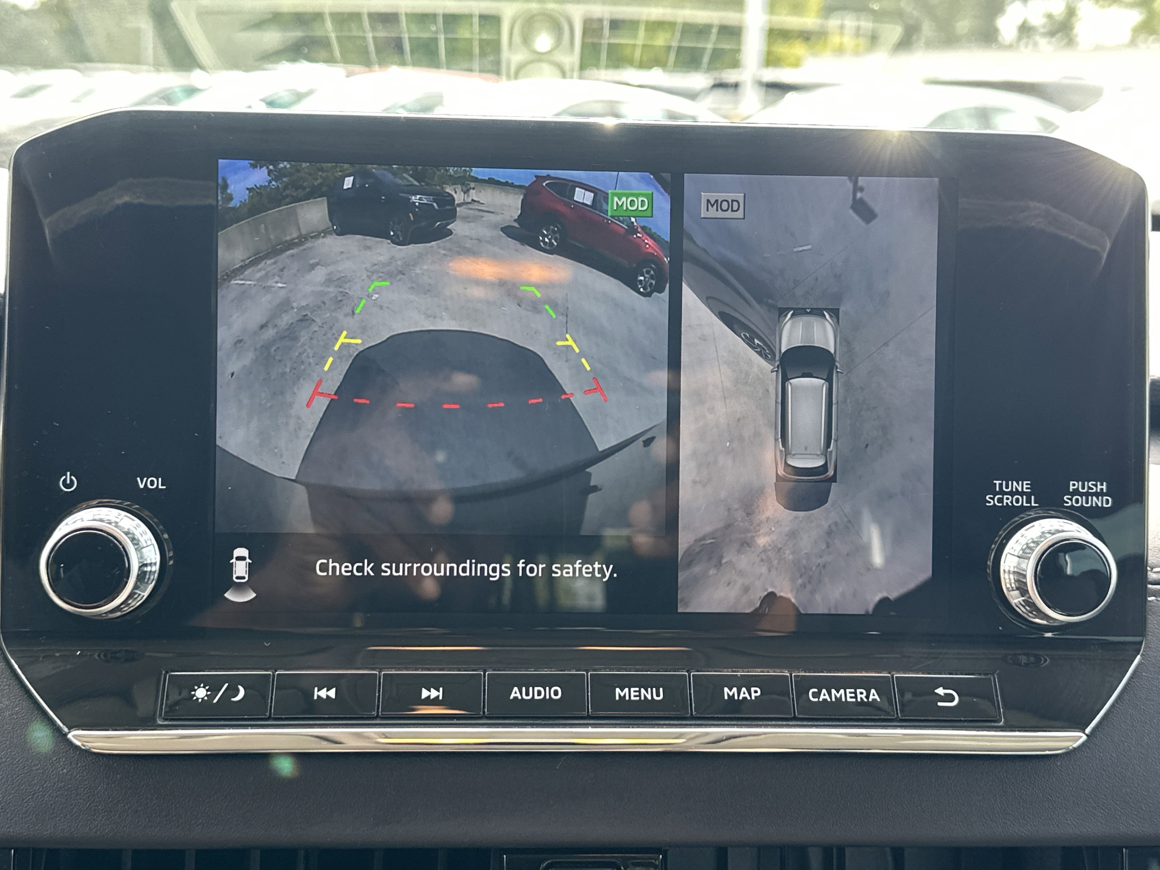 2023 Mitsubishi Outlander SEL PHEV photo 3