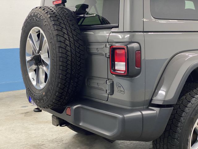 2018 Jeep Wrangler Unlimited Sahara photo 32