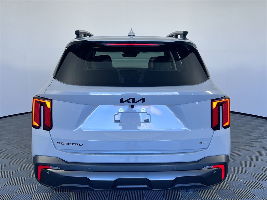 2026 Kia Sorento X-Line SX photo 3