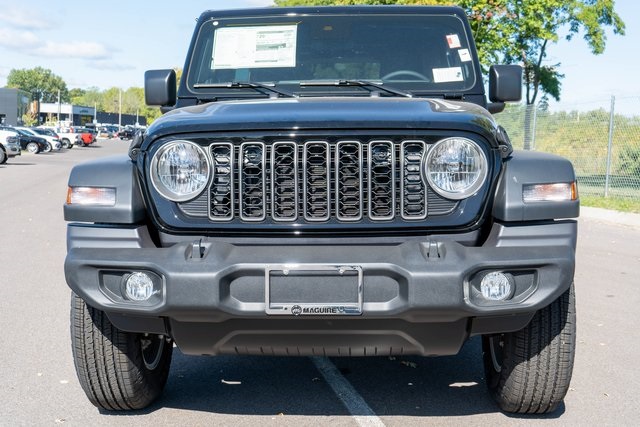 2025 Jeep Wrangler Sport S photo 2