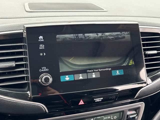 2020 Honda Pilot Touring photo 13