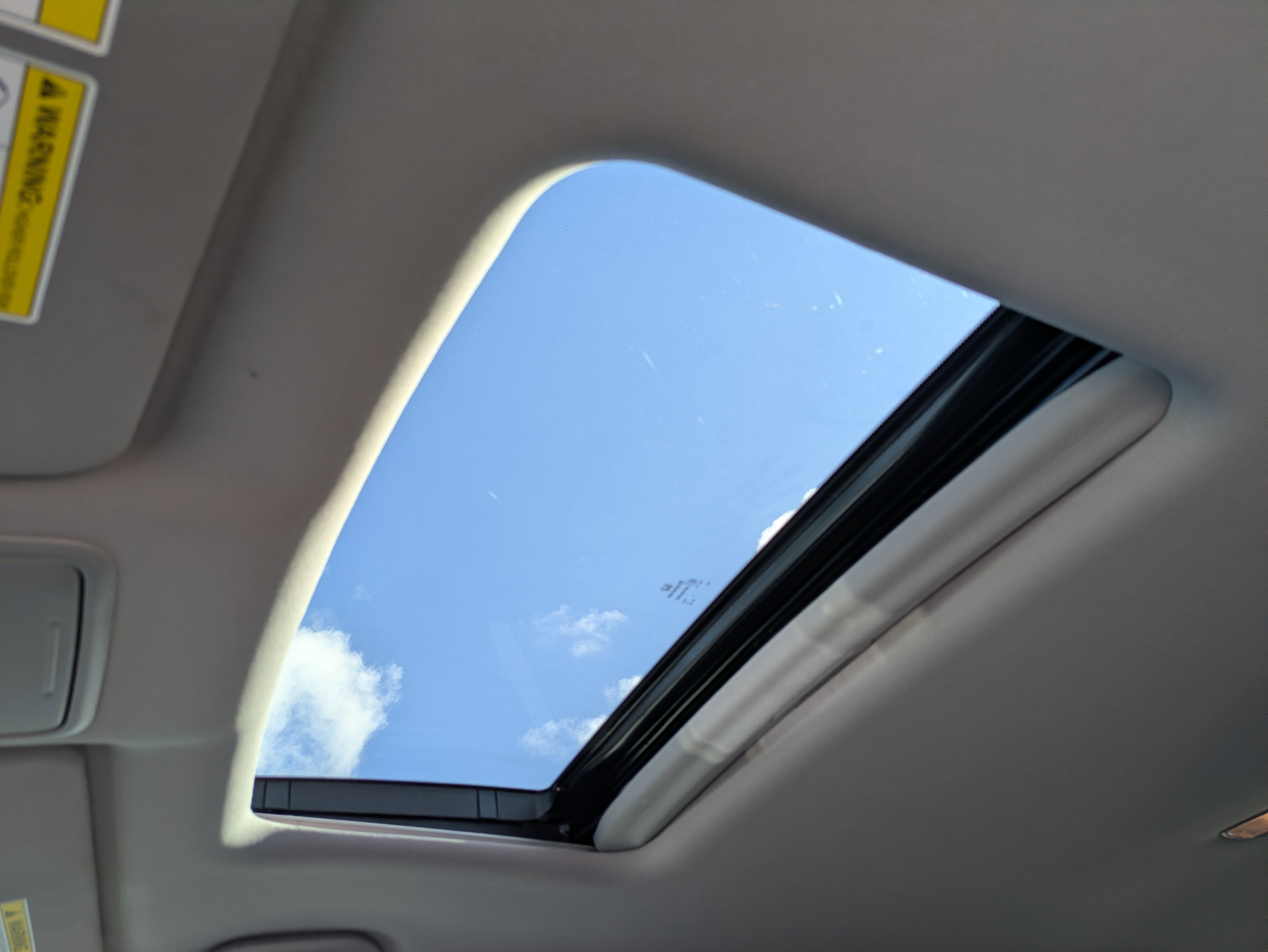 2022 Honda Pilot Special Edition photo 3