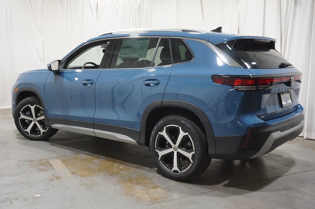 2025 Volkswagen Tiguan SE photo 6