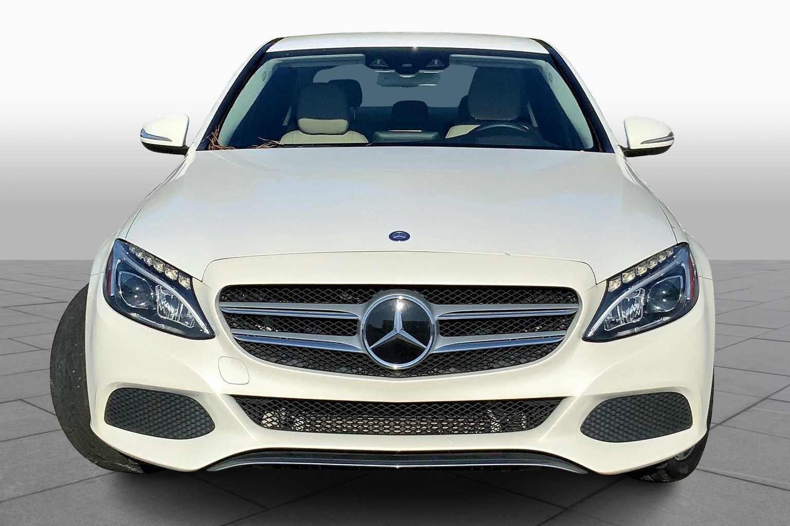 2015 Mercedes Benz C 300 4MATIC photo 3