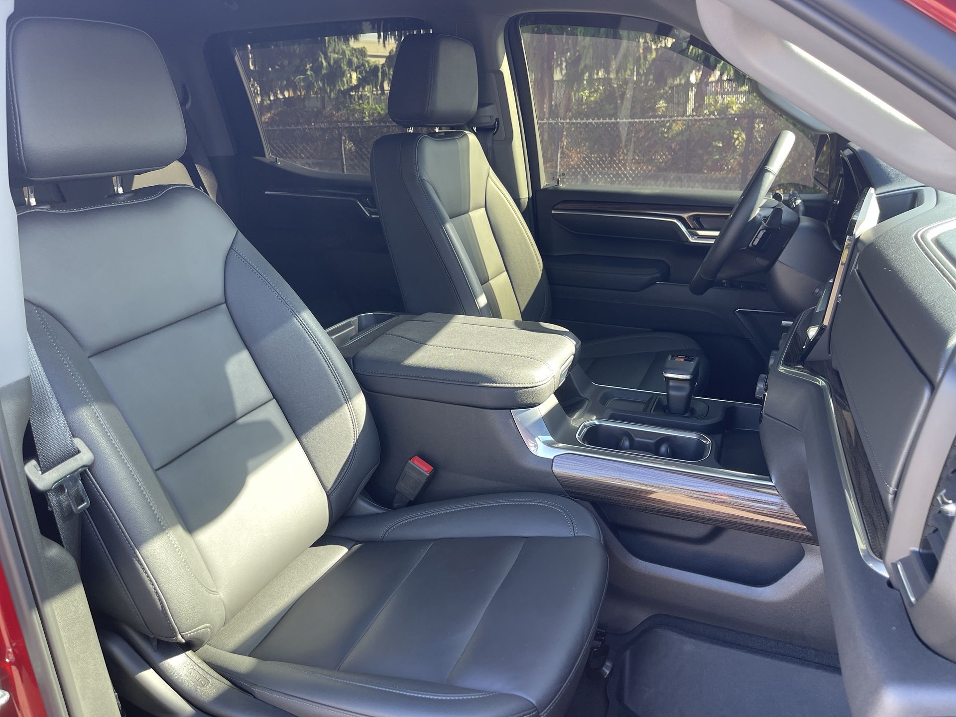 2025 Chevrolet Silverado 1500 LT Trail Boss photo 25