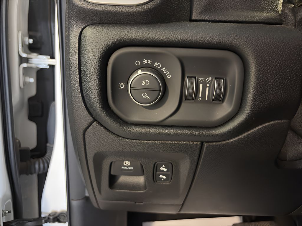 2019 Ram 1500 Big Horn Lone Star photo 13