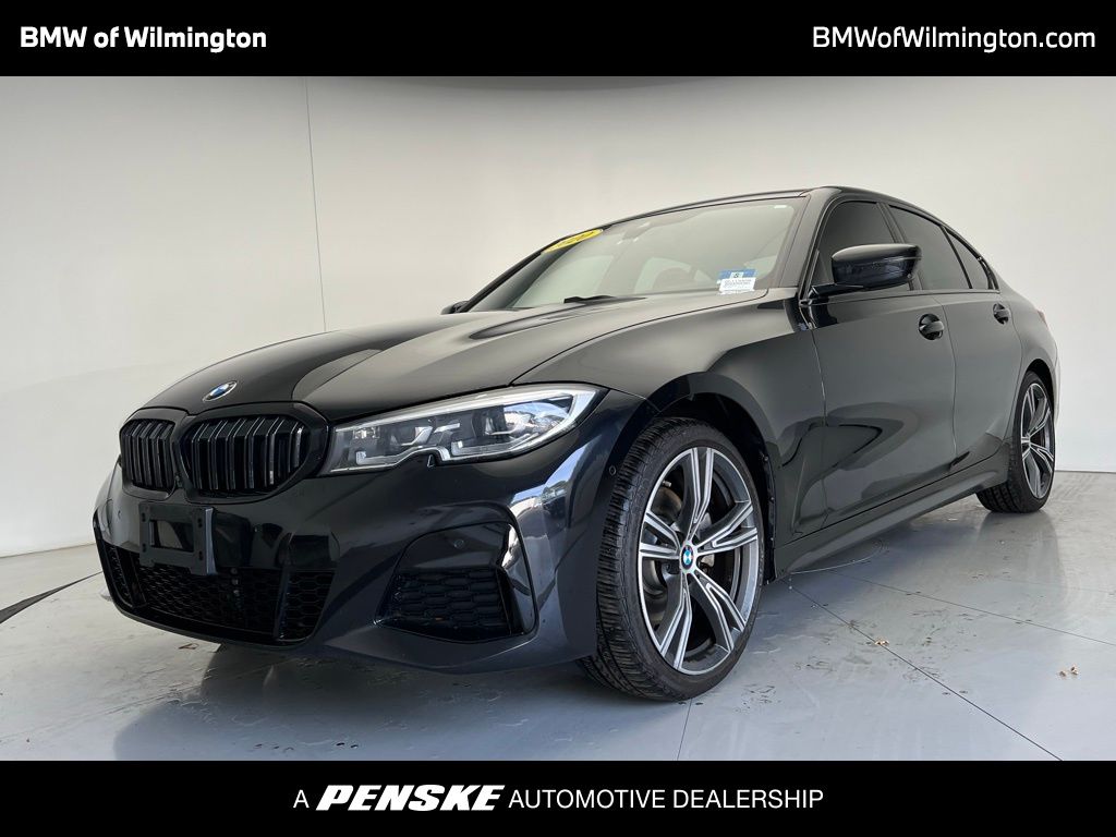 2020 BMW 3 Series 330i's photo