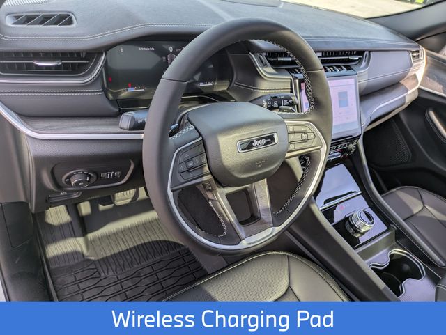 2025 Jeep Grand Cherokee Limited photo 10
