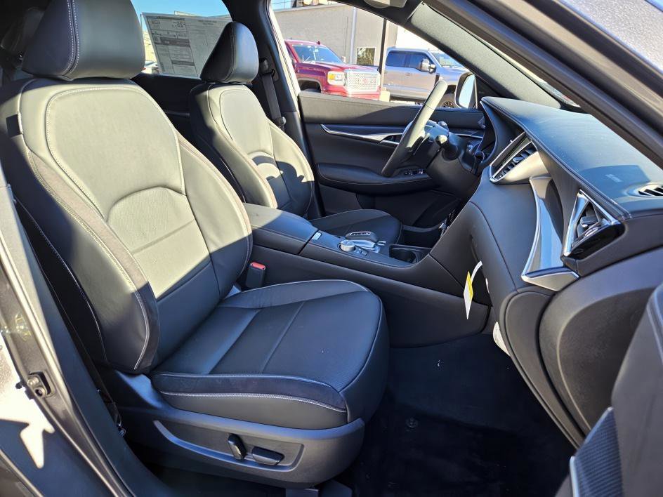 2025 Infiniti QX50 SPORT photo 15