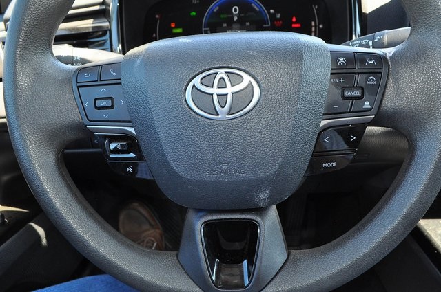 2025 Toyota Camry LE photo 27