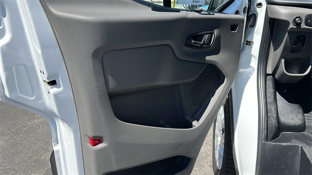 2024 Ford Transit Cargo Van photo 19
