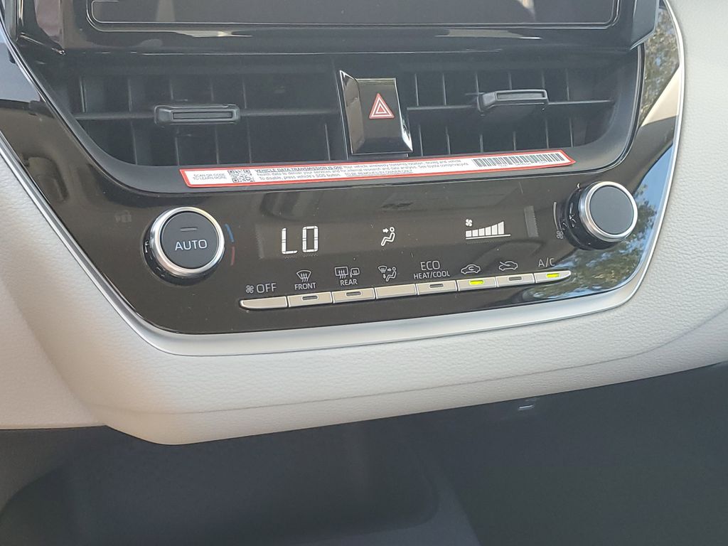 2026 Toyota Corolla LE photo 24