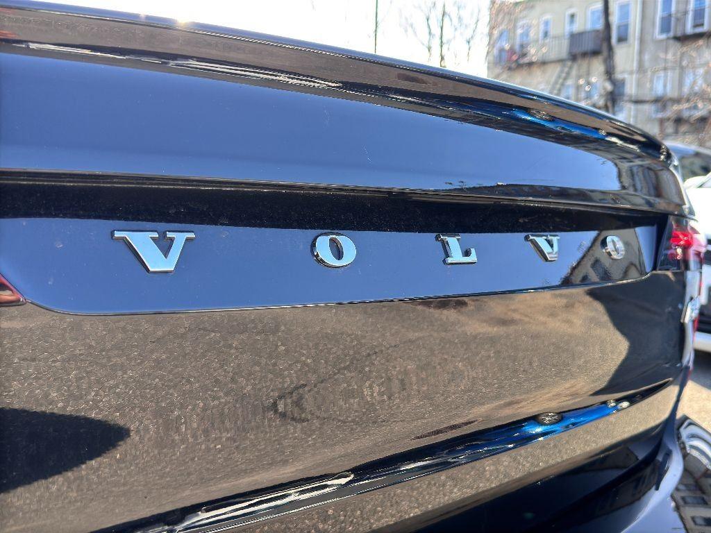 2022 Volvo S90 Inscription photo 8
