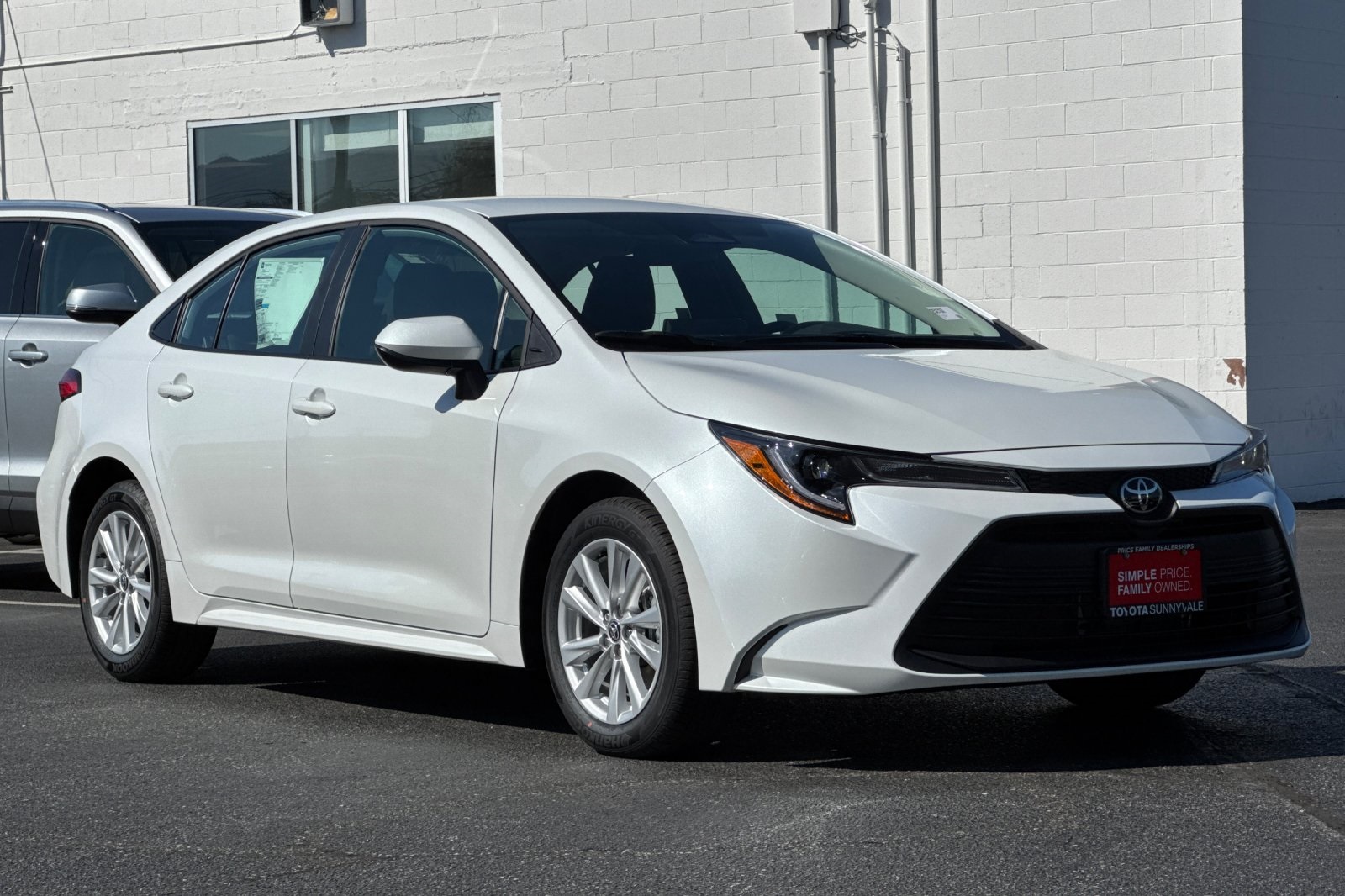 2025 Toyota Corolla LE photo 10