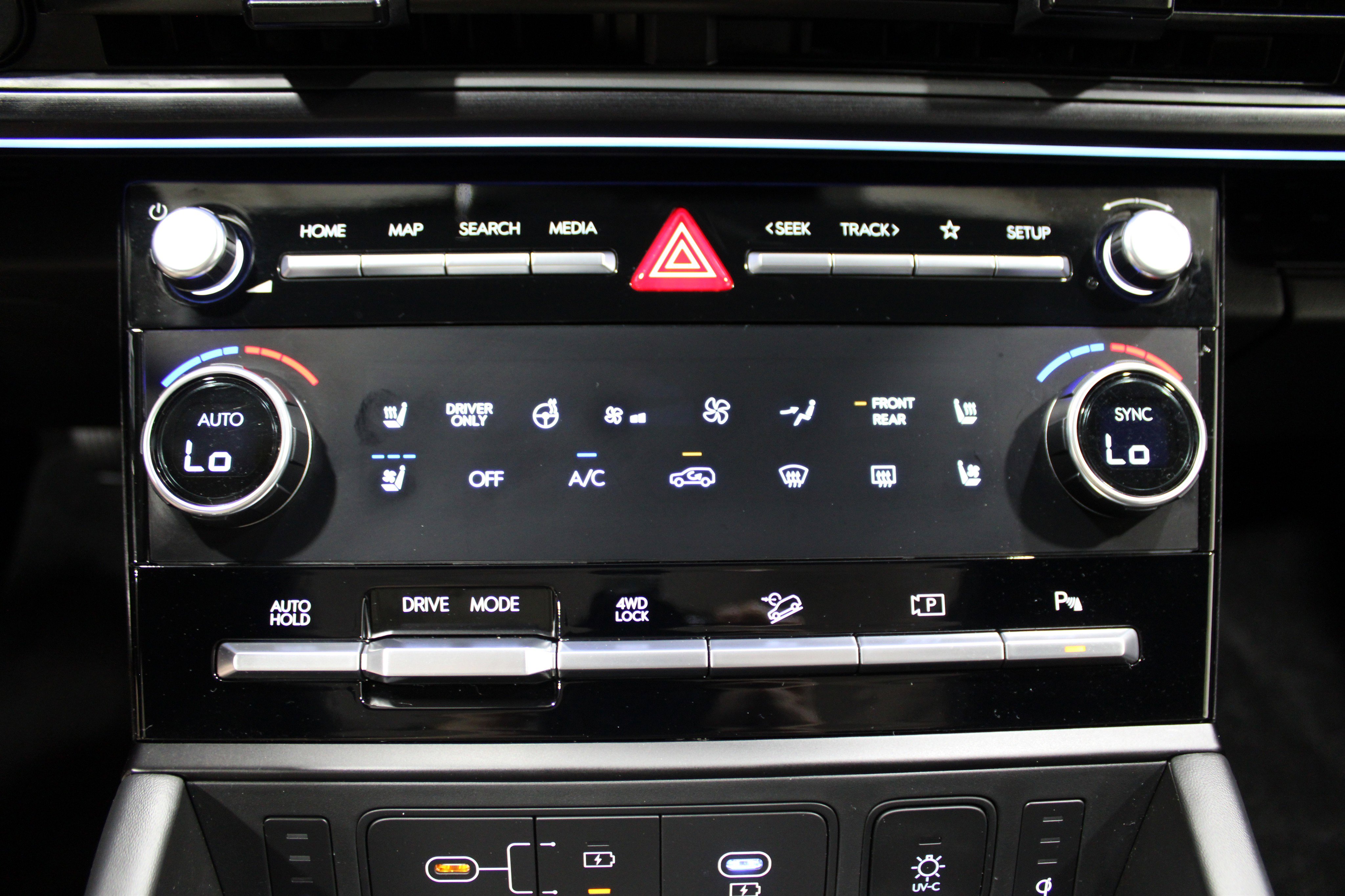 2025 Hyundai Santa Fe Calligraphy photo 16