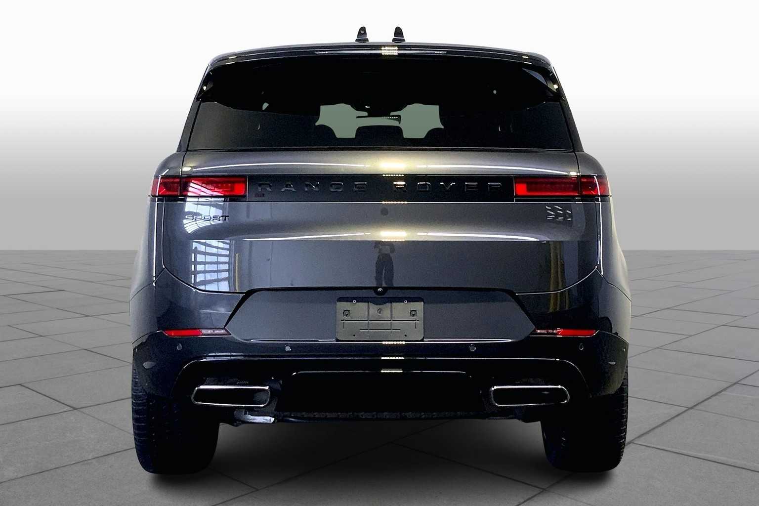 2024 Land Rover Range Rover Sport SE photo 4