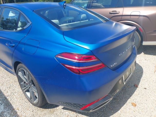 2025 Genesis G70 3.3T Sport Advanced photo 7