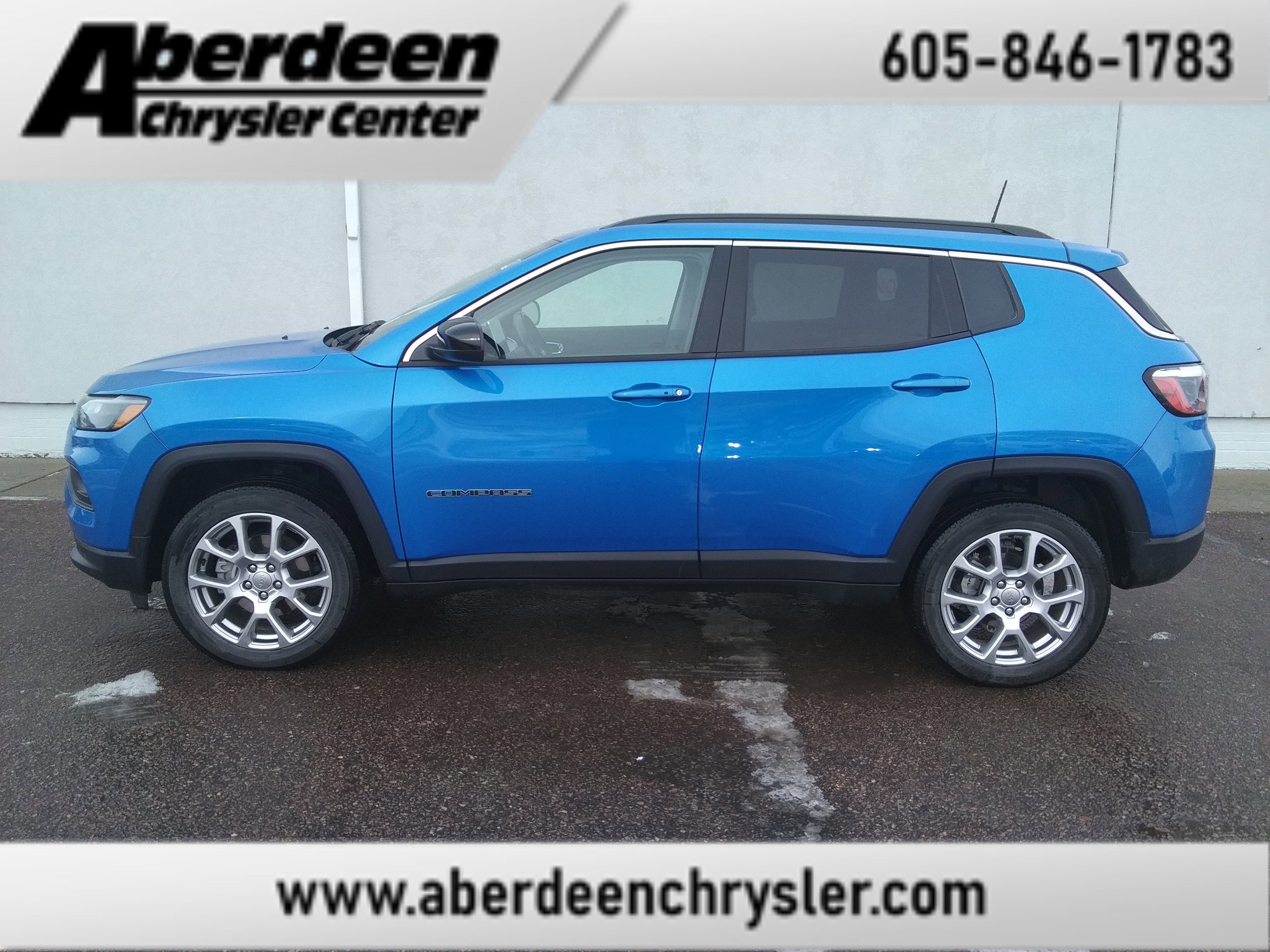 2022 Jeep Compass Latitude Lux's photo