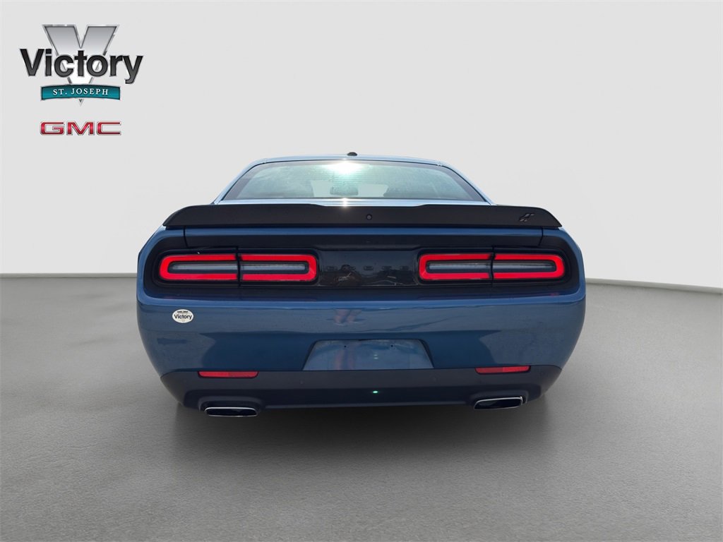 2021 Dodge Challenger SXT photo 15