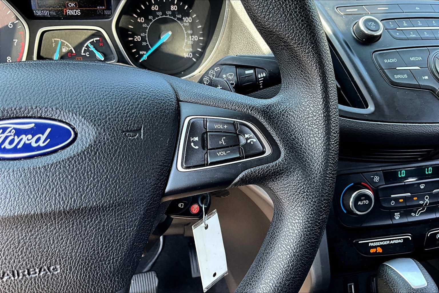 2017 Ford Escape SE photo 21